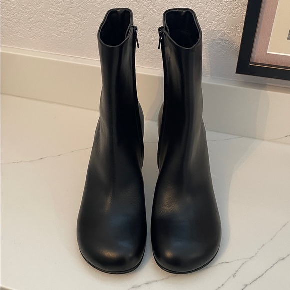 JW Anderson Chain Heel Ankle Boots - Picture 4 of 14